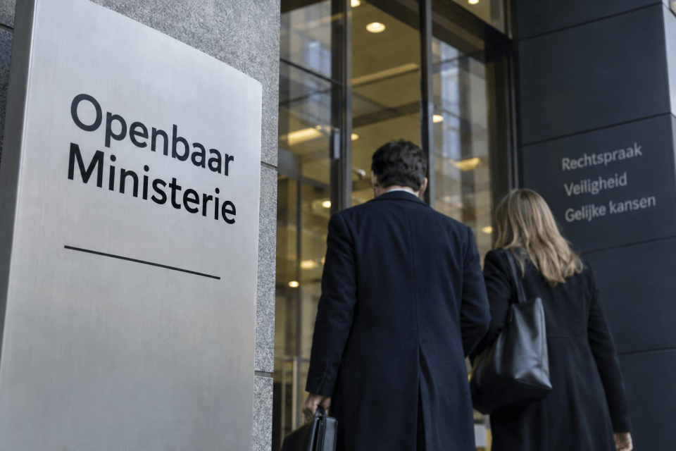 OM verdenkt Knaken-betrokkenen van verduistering, klanten krijgen waarschijnlijk weinig terug