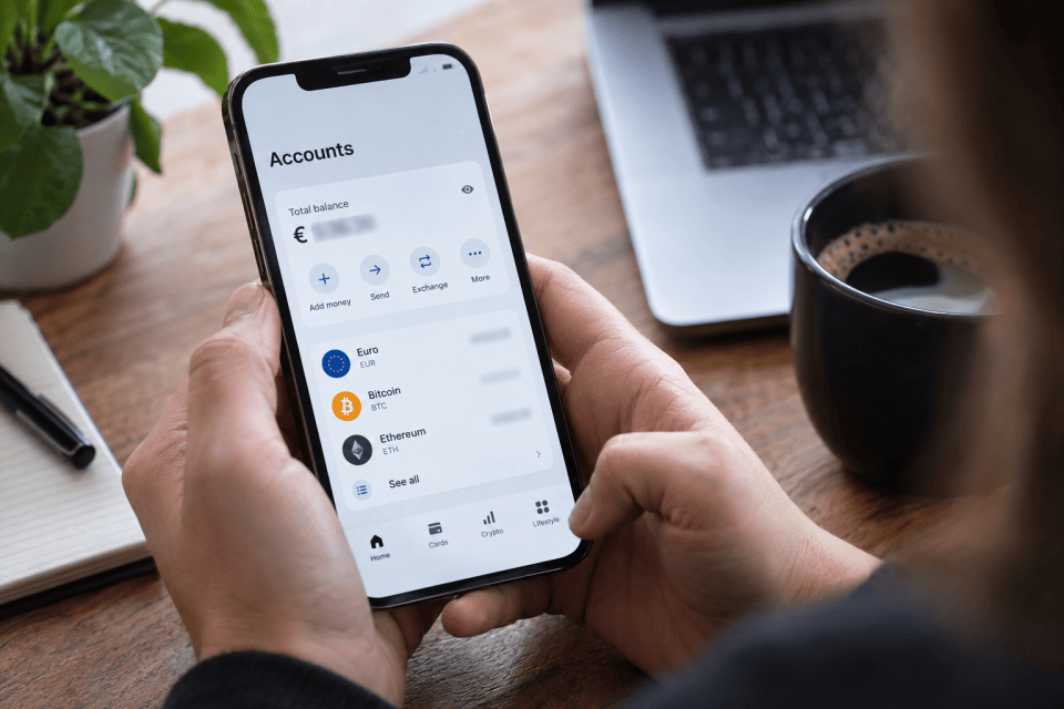 Revolut noemt eerste aantal: 680 klanten gelekt, 36 in Nederland
